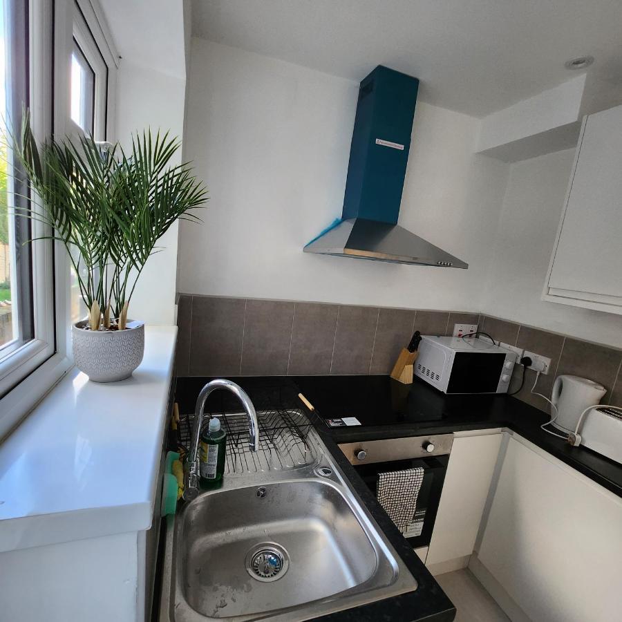 Comfy Diamond Ensuite Room Maidstone With Free Parking And Speedy Wifi Exteriér fotografie